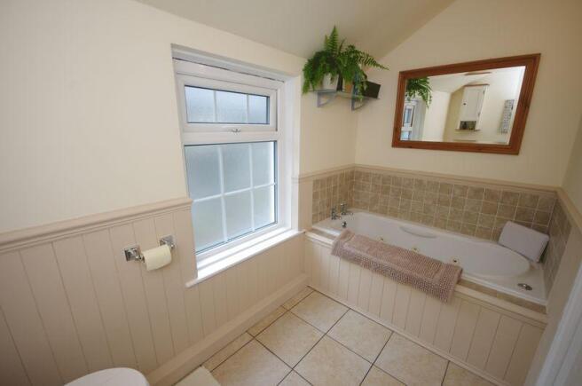 En-suite Bathroom