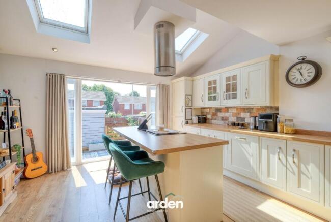 Kitchen/Dining