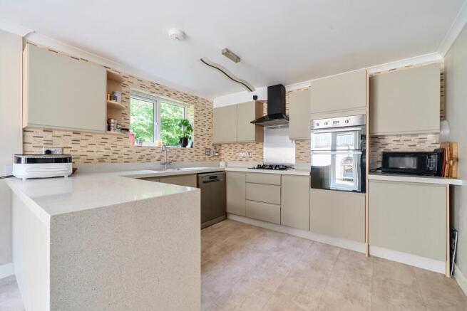 1315028-12-685c01459877b