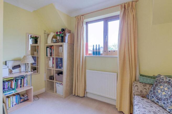 Bedroom 4.jpg