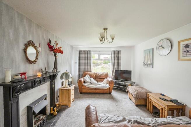 2 bed Semi-Detached for sale Image 6