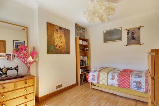 Bedroom 2.jpg