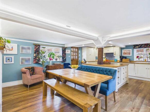 Open plan living kitchen