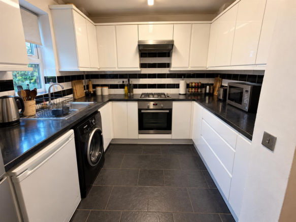 kitchen 1.png