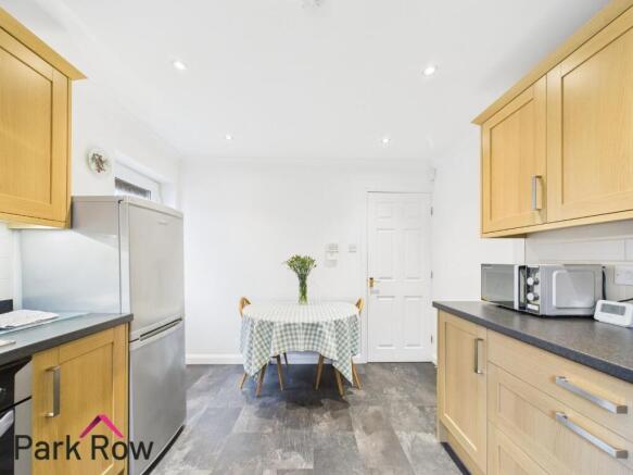 2 bed Semi-Detached Bungalow for sale Image 11