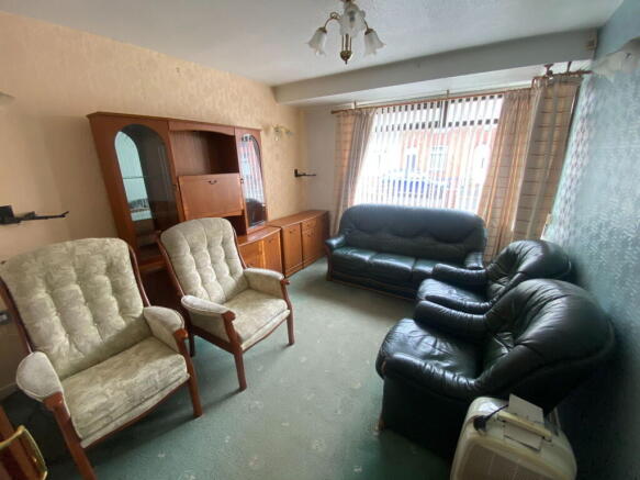 3 bed Semi-Detached for sale Image 4