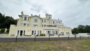 Flat 8, Spa Court, Stitchill Road, Wellswood, Torquay TQ1 1PZ