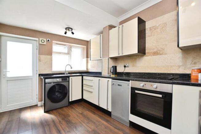 3 bed Cottage for sale Image 9