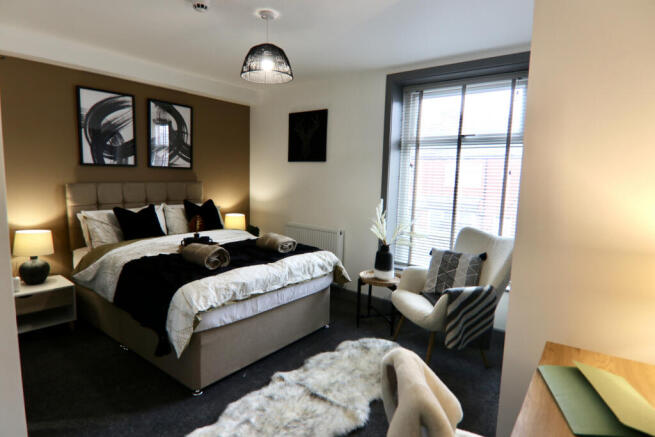 Corporate Let Opportunity ¿ Premium 5-Bedroom H