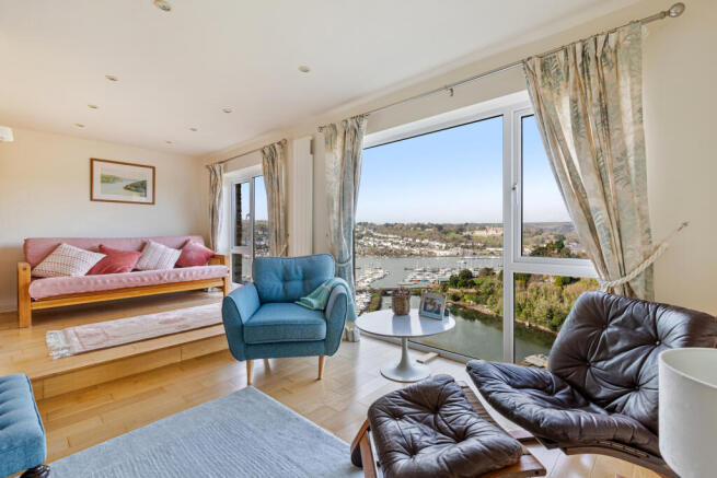 13 Sitting Room View