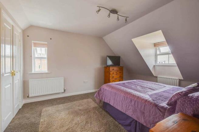 Bedroom 5 (Double)