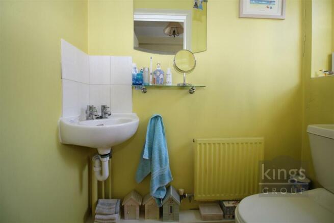 Downstairs Toilet.jpg
