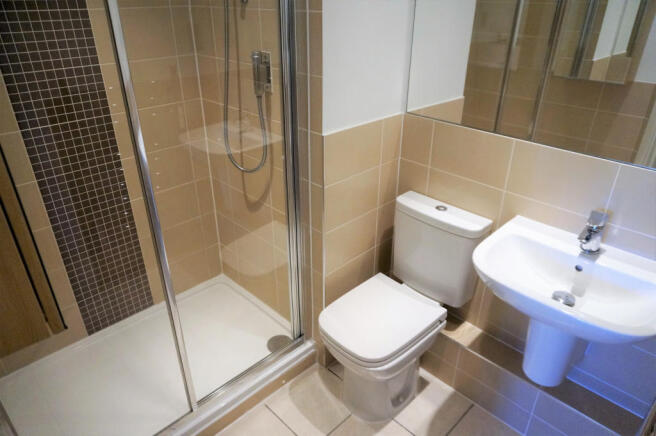 Master En-suite