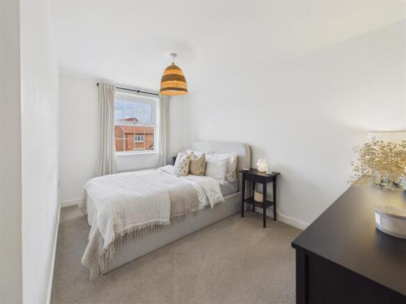 2 bed Apartment for sale Image 6