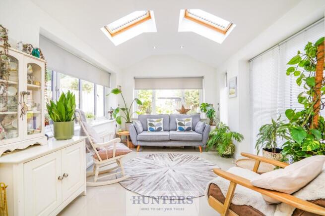 4 bed Detached for sale Image 9
