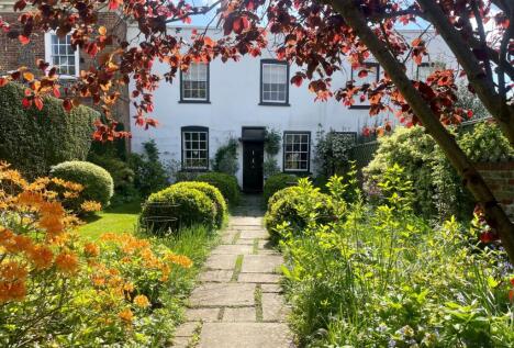 Royal Parade, Chislehurst, Kent, BR7