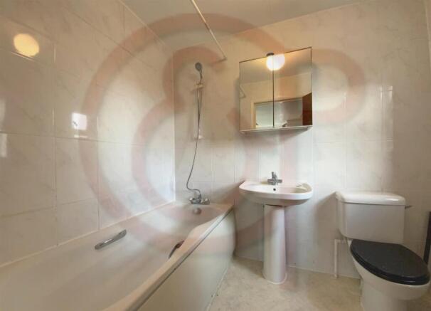 Master bathroom.jpg