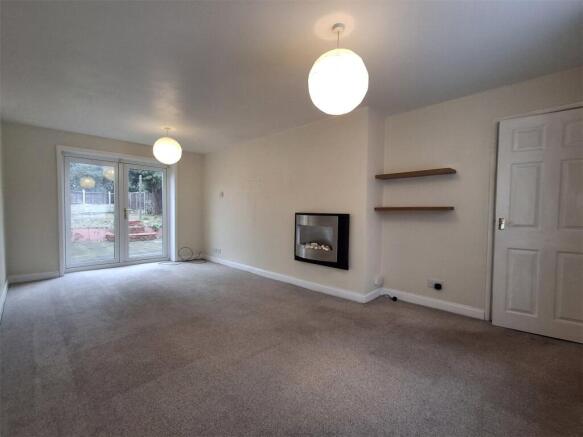 Salisbury Drive, Kidderminster, Worcestershire photo 2