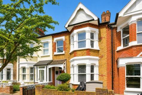 Elthorne Avenue, Hanwell, W7