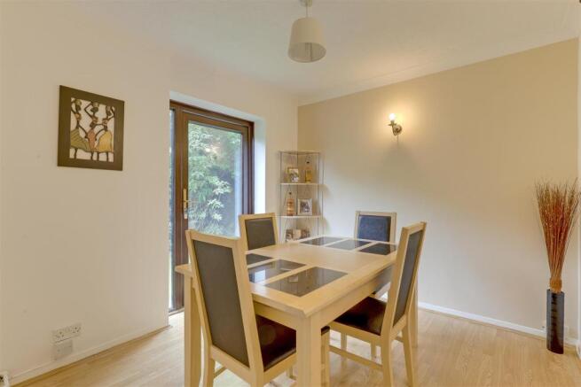 Dining Room.jpg