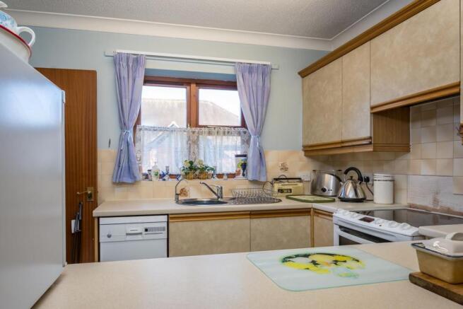 Kitchen1.jpg