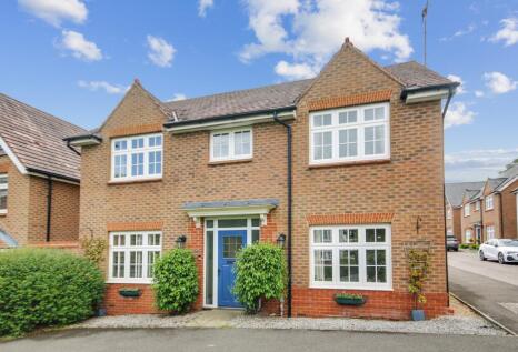 Field Drive, Crawley Down, West Sussex
