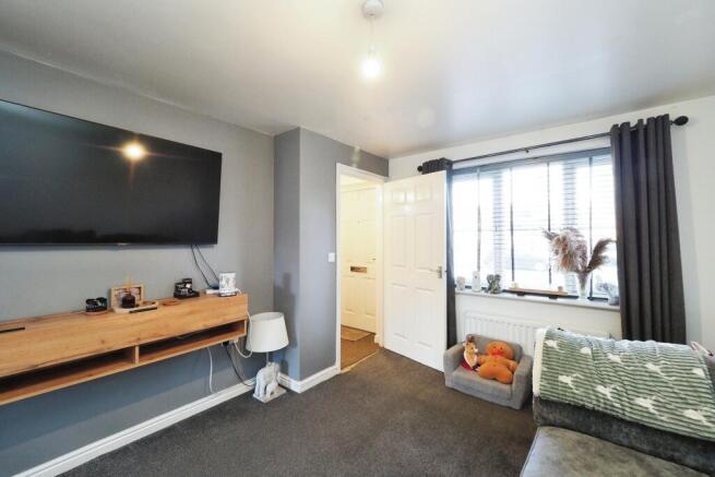 Contemporary and Cosy Lounge