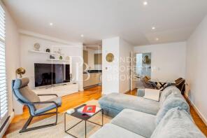 Flat 1, 2 Brewer Court, Valentina Avenue, Colindale, London NW9 5ZL