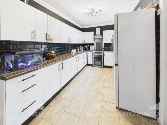 CAM02406G0-PR0529...