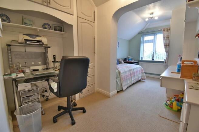 Photo 8