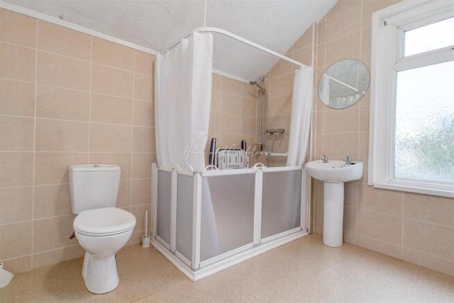 Coronation Road_Birchgrove_HernCrabtree (11).jpg