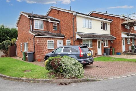 Meryfield Close, Borehamwood