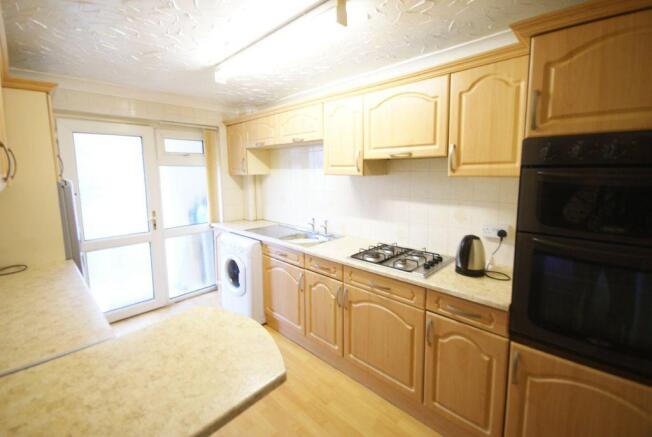 KITCHEN PIC 1
