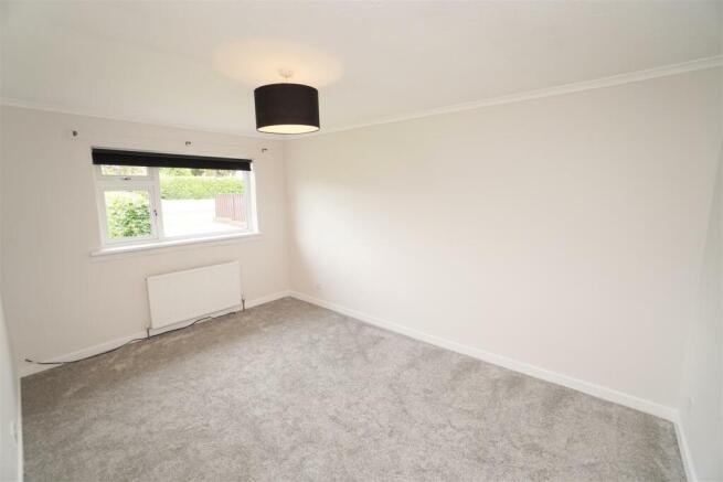 bedroom2.jpg