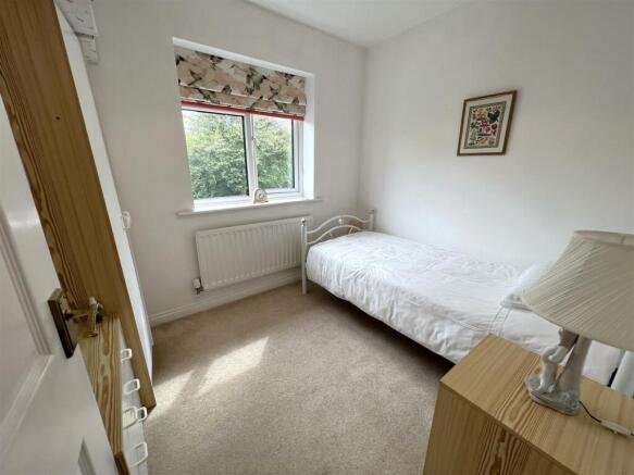 Bedroom 3.JPG