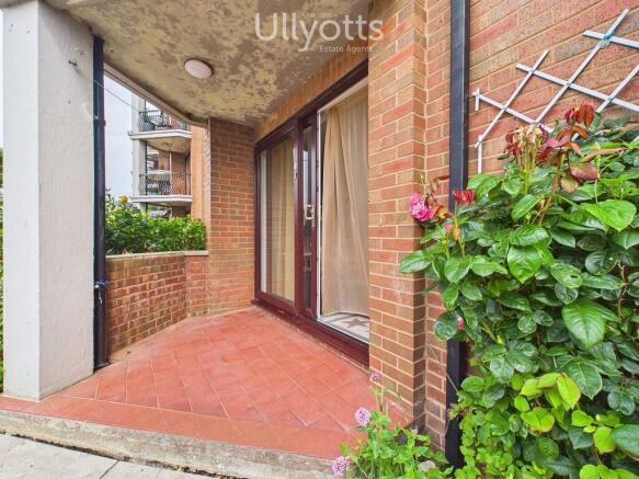 1 bed Ground Flat for sale Image 9