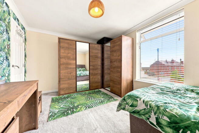 4 bed Terraced for sale Image 9