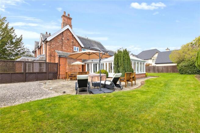 Humberston Avenue, Grimsby, North E Lincolnshire, DN36 photo 4