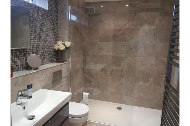 Master En-suite