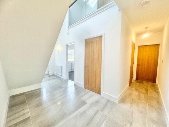 Entrance hall view 3