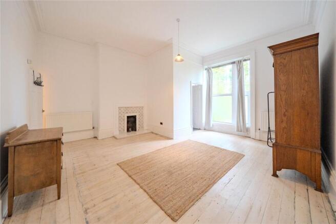 1 bed Apartment for sale Image 6