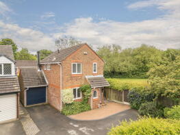 25, Kirkfield View, Colton, Leeds LS15 9DX