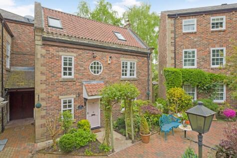 Waterside, Knaresborough, North Yorkshire, HG5