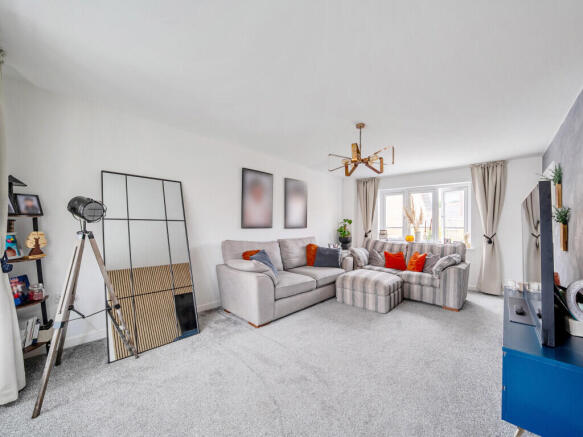 4 bed Detached for sale Image 5