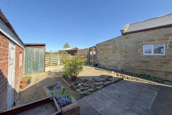 2 bed Detached Bungalow for sale Image 11