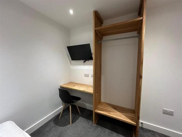 WhatsApp Image 2024-12-10 at 10.53.52_4799743a.jpg