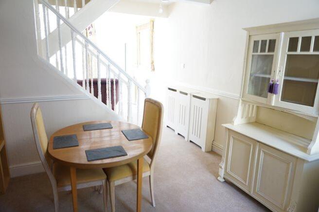 Lounge/Dining Room