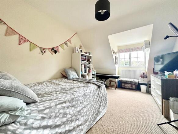 Bedroom2.jpg