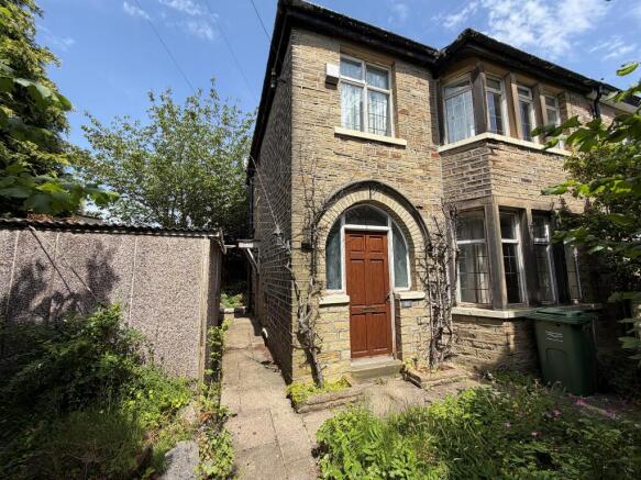 3 bed Semi-Detached for sale Image 11