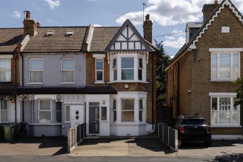 Hall Lane, Chingford